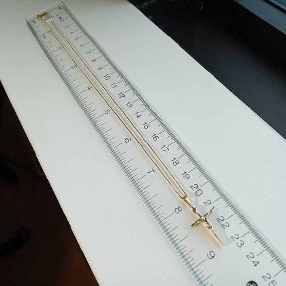 (SOLD) 14K Yellow Gold Crucifix Cross Pendant Necklace - Picture 8 of 8